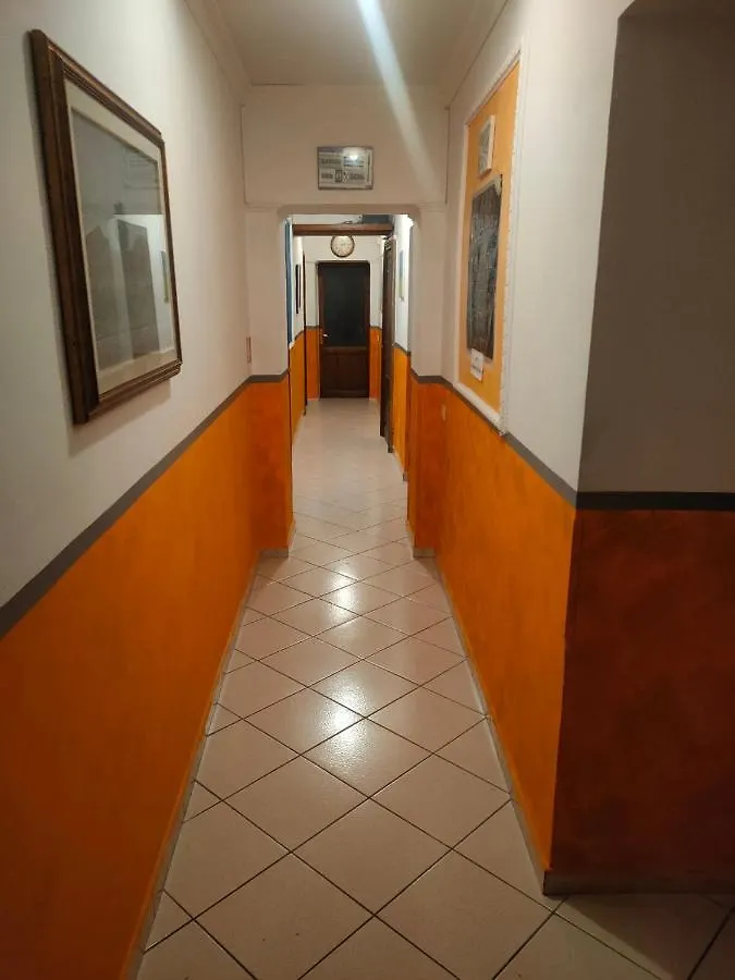 Chez Amelie Guest House ローマ 0*,  イタリア
