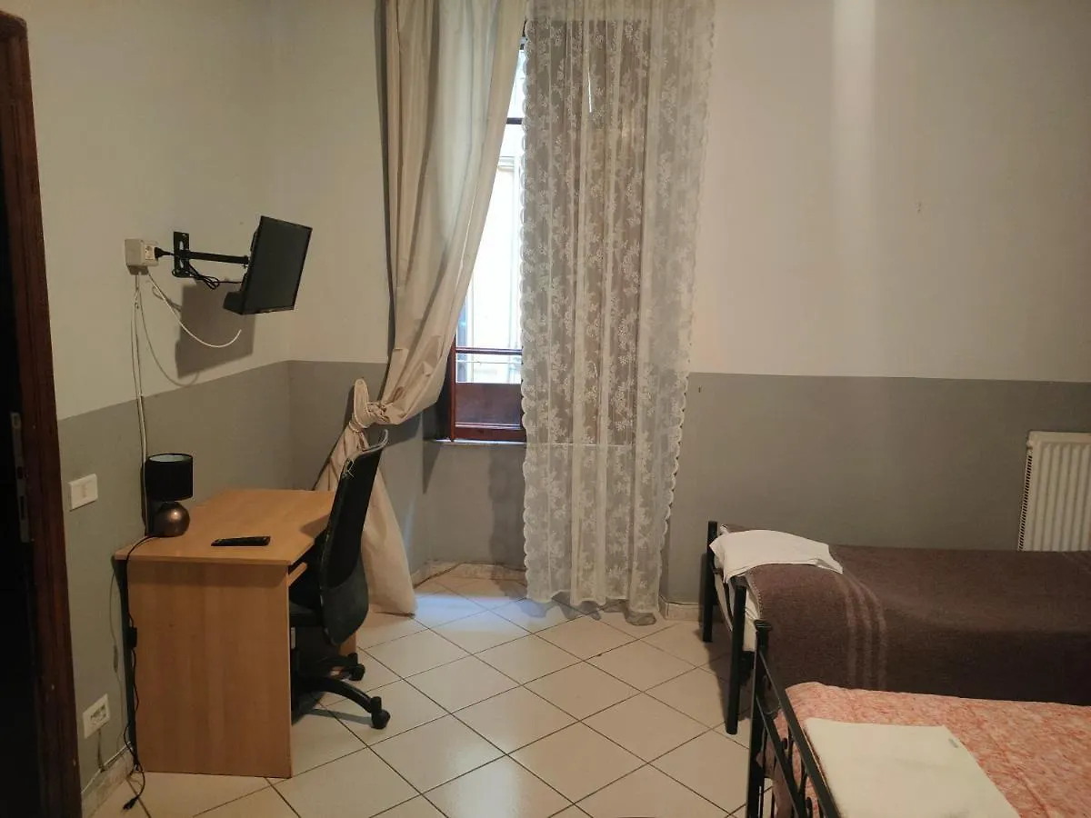 Chez Amelie Guest House ローマ